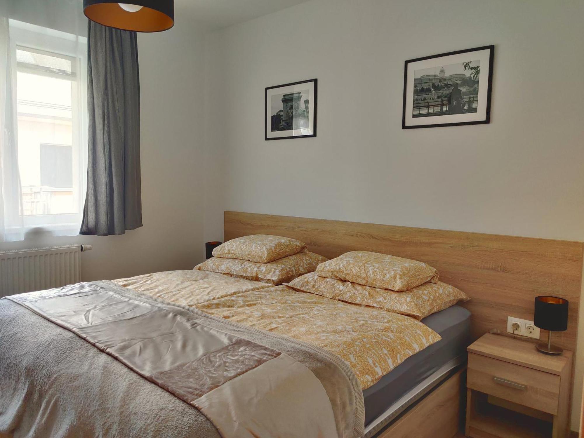 Apartment Corvin Black Bird Budapest